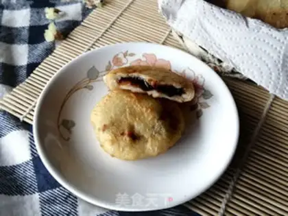 Make Red sugar fried cake step 11
