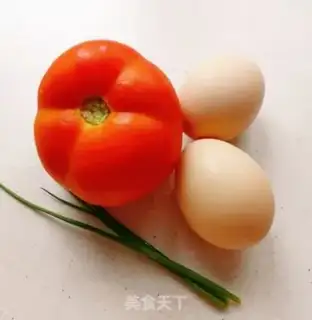 Make Tomato egg soup step 0