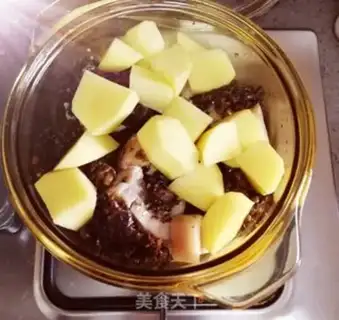 Make Soccer plum step 1