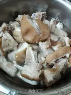 Make Red burning of pigs