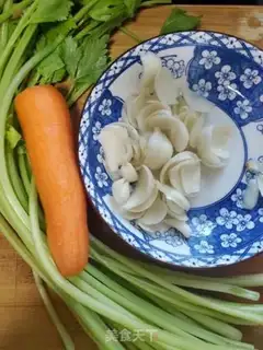 Make Celery makes fresh lilies step 0