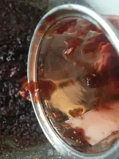Make Rose black ginger date cream step 14