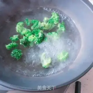 Make Bean tofu egg soup step 0