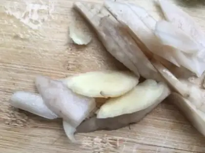 Make Pickle cabbage and yellowfish step 2