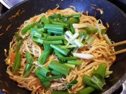 Make Three pieces of noodles step 12