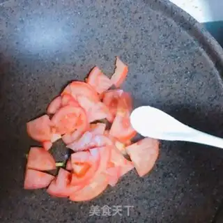 Make Tomatoe egg soup step 2