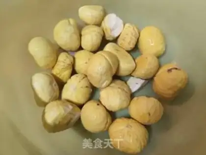 Make Crumbs are roasted with flowers step 1