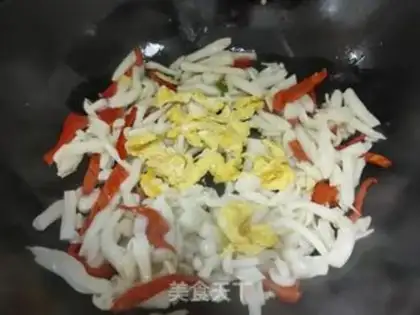 Make White mushroom fried eggs step 10