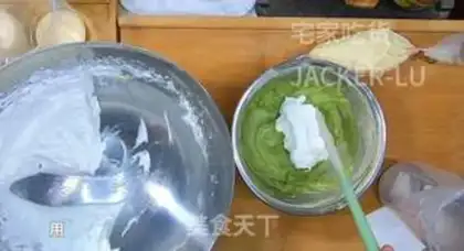 Make Double-coloured waffles step 14