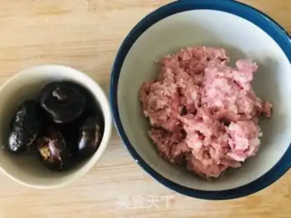 Make Big meat bun step 5