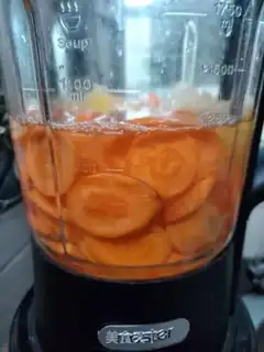 Make Carrot silver ears step 1