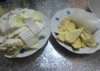 Make A big white egg dumpling fan step 0