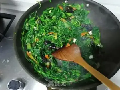 Make Wood and spinach step 3