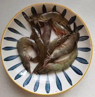 Make Crayfish soup step 0