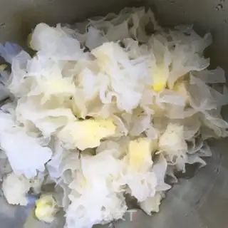 Make Cream sugar and silver pear step 3