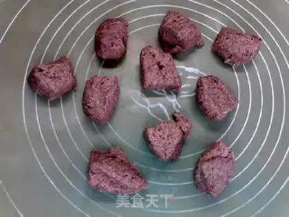 Make German ham with black hearts and potatoes and waffles step 6