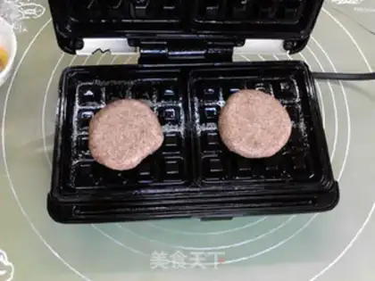 Make German ham with black hearts and potatoes and waffles step 13
