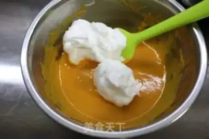 Make Pumpkin mackerel cake step 8