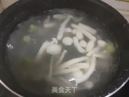 Make White mushroom omelet soup step 5