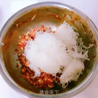 Make radish omelet step 2