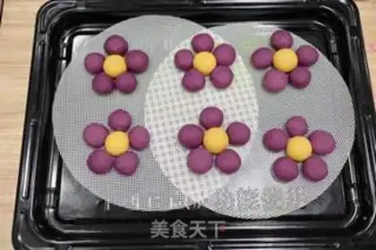 Make Pumpkin potato buns step 14