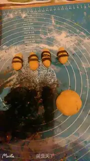Make Flower buns step 9