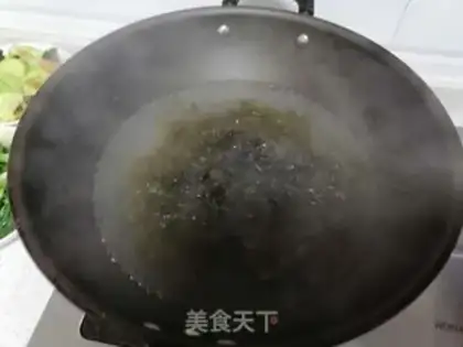 Make Garment egg soup step 2