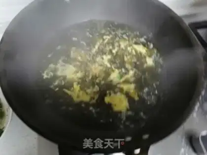 Make Garment egg soup step 3