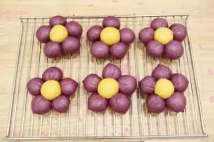 Make Pumpkin potato buns step 17