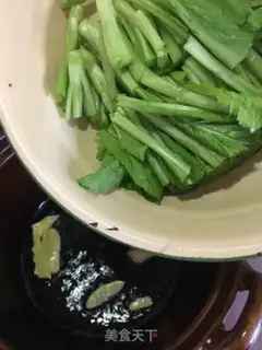 Make Spring gravy broth step 5