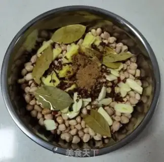 Make Five salted peanuts step 5