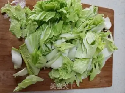Make Pork sauerkraut step 1