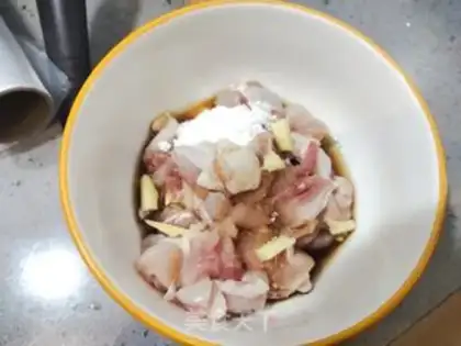 Make Hot potato chicken step 1