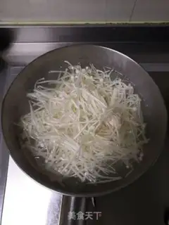 Make Sour soup, fat cow step 1