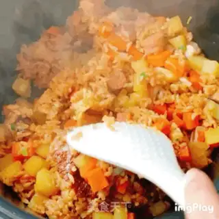 Make Lazy people must have sausages and rice step 2