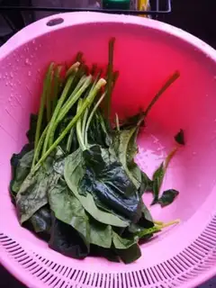 Make Spinach omelet soup step 0