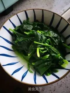 Make Spinach omelet soup step 2