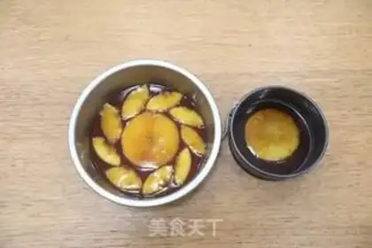 Make Inverted caramel apple cake step 6