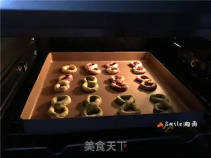 Make Eight-word double cookies step 13