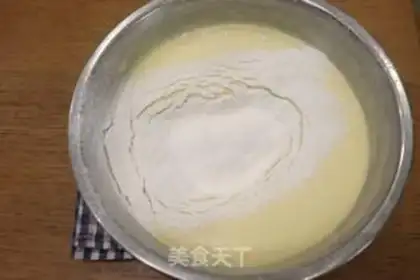 Make Inverted caramel apple cake step 10
