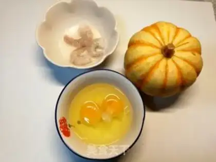 Make Pumpkin egg stew step 1