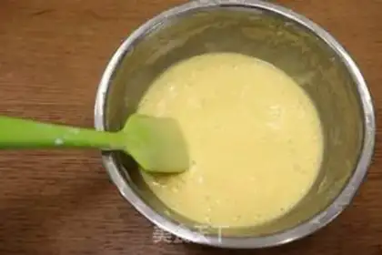Make Inverted caramel apple cake step 14