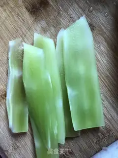 Make Bean petal sauce step 2
