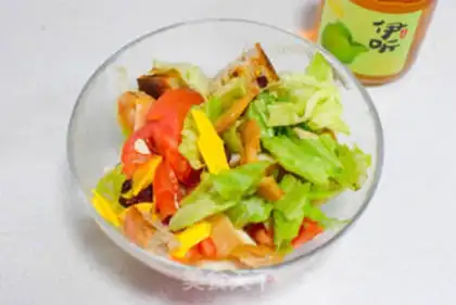 Make Chicken salad and I listen to wine step 6