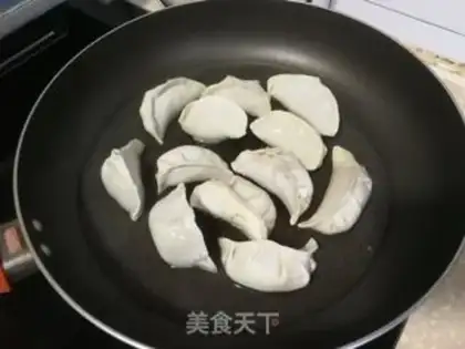 Make The cabbage gravy step 3