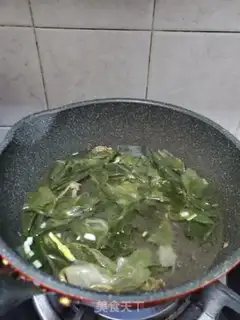 Make Cleaning up the seaweed bud step 5