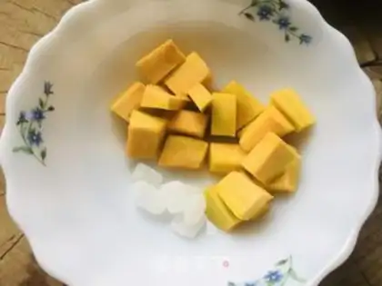 Make Little pumpkin porridge step 1