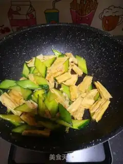 Make cucumber scabs step 4