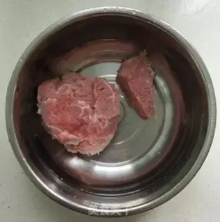 Make Routine onion beef step 1