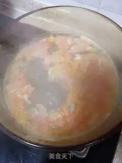 Make Tomatoes, eggnut soup step 4